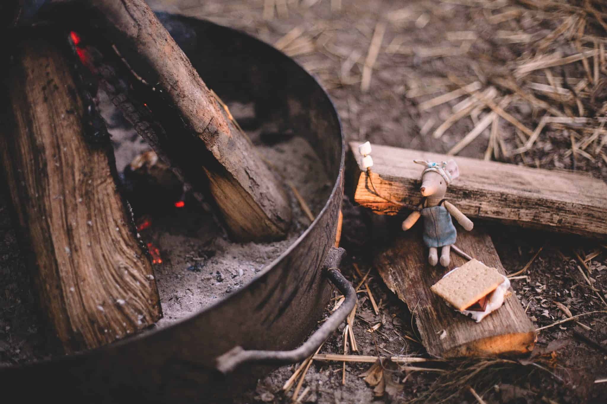 Maileg mealtime - toasting marshmallows