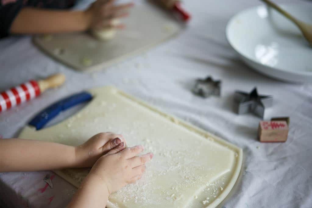 Shaping salt dough by hand