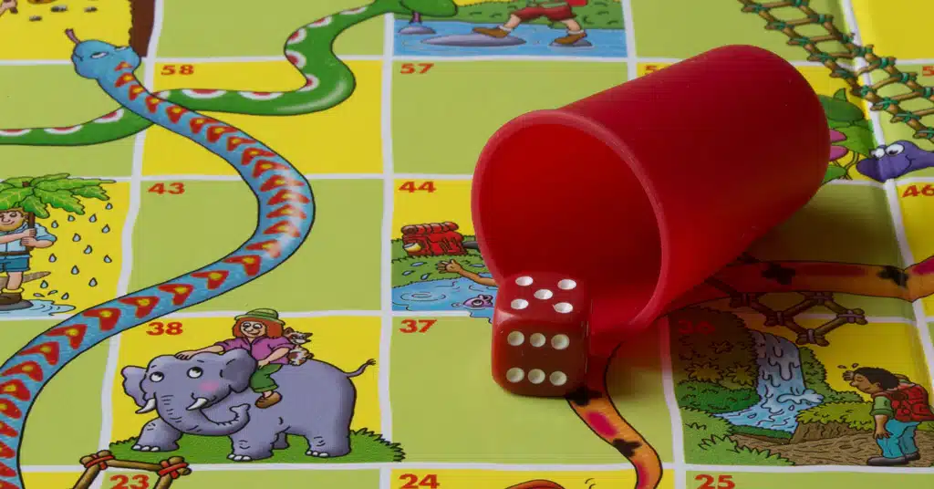 Snakes and Ladders Board Game for Kids: Children Can Play Snakes